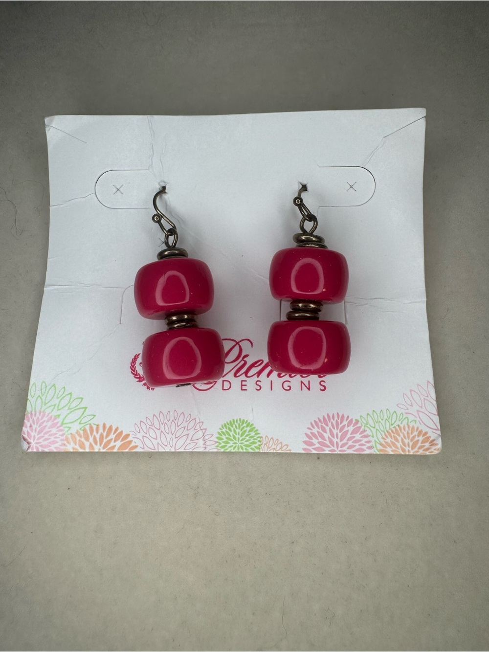 NWT Premier Designs Hot Pink Bead Drop Earrings